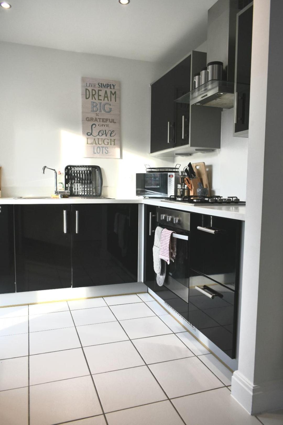 Luxury 2 Bedroom Northampton Townhouse With Balcony Bagian luar foto